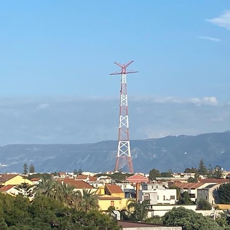 Tra Mare E Lago Torre di Faro Extérieur photo